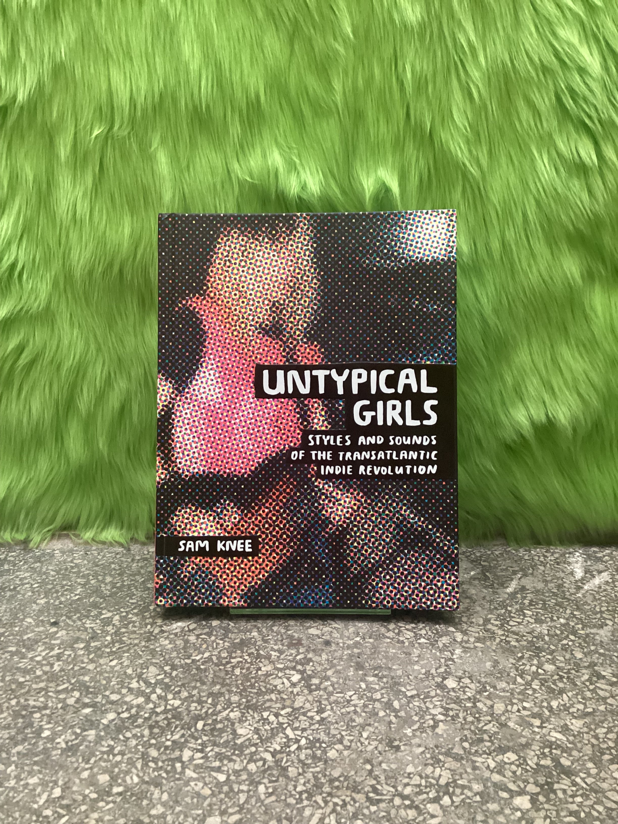 Untypical Girls - Sam Knee